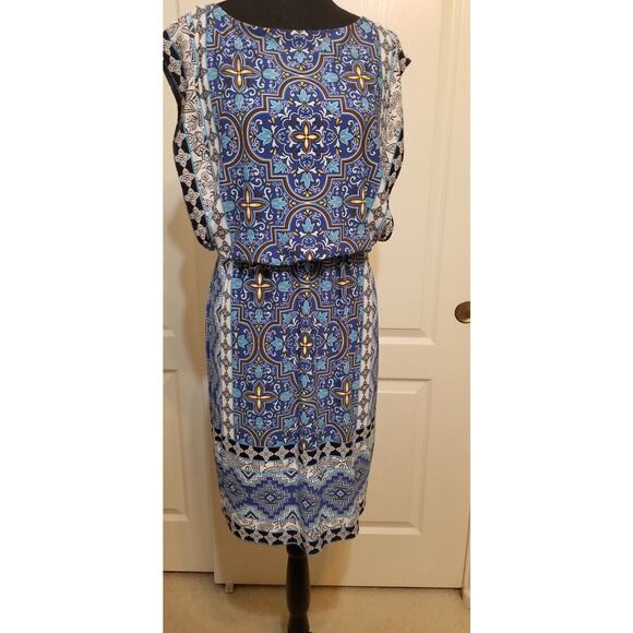 Chico's Blue Ornate Medallion/Floral Print Blouson Dress, PO LNC - Size 0 (XS-2) - Picture 5 of 9